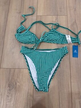 Cupshe Green Gingham Tie-Front Bikini Set
